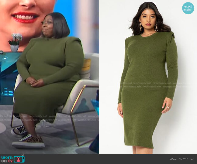 Eloquii Strong Shoulder Sweater Dress worn by Loni Love on E! News