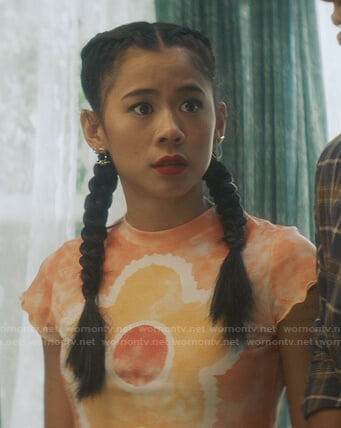 George’s orange floral tie dye tee on Nancy Drew