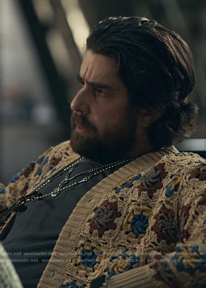 Harry’s crochet cardigan on The Equalizer