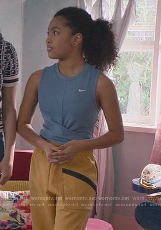 Jessi’s blue Nike twist top on The Baby-Sitters Club