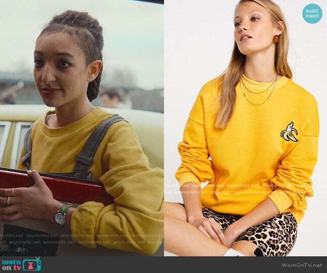 Lazy Oaf Banana Sweatshirt worn by Ola Nyman (Patricia Allison) on Sex Education