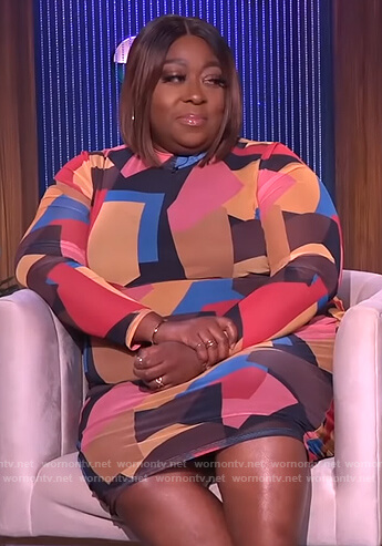Loni’s abstract print bodycon dress on The Real