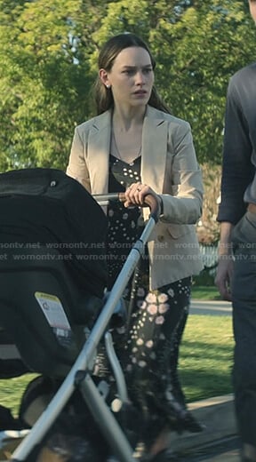Love’s black floral dress and beige blazer on You