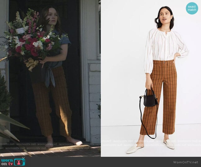 Madewell Slim Emmett Wide-Leg Crop Pants in Eberhart Plaid worn by Love Quinn (Victoria Pedretti) on You