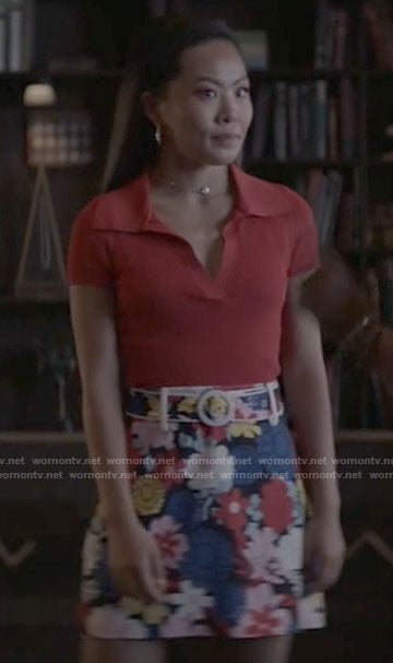 Mary’s red polo top and floral skirt on Batwoman