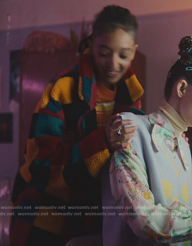 Ola’s colorblock fleece coat on Sex Education