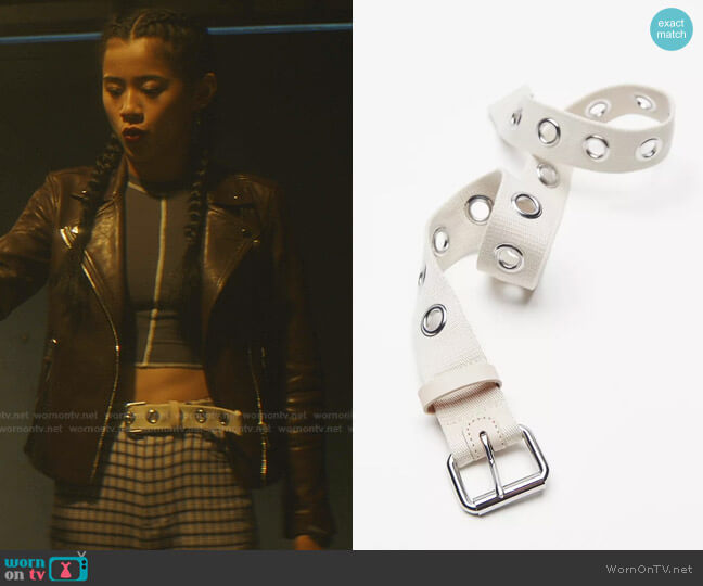 Urban Outfitters Wide Webbed Grommet Belt worn by George Fan (Leah Lewis) on Nancy Drew