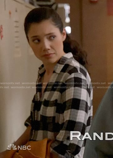 Violet’s black and white checked shirt on Chicago Fire