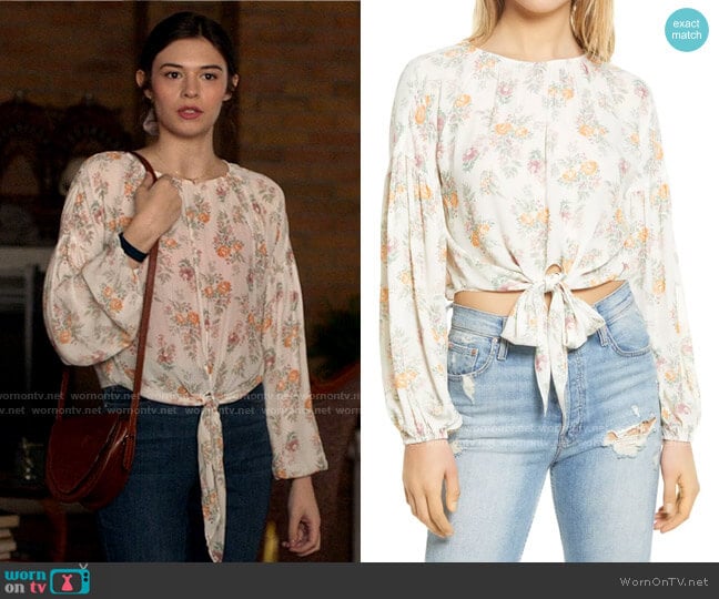 WAYF Aliso Top in Ivory Floral worn by Nia Nal (Nicole Maines) on Supergirl