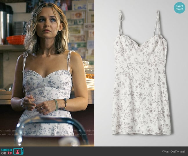 Wilfred Fable Dress in Espace/Graphite worn by Lennon (Madison Iseman) on I Know What You Did Last Summer