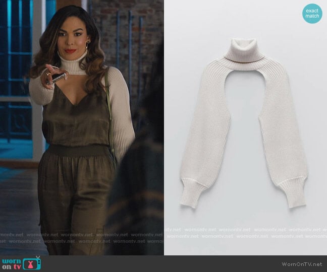 Zara Arm Warmers with Turtleneck worn by Valeria (Nadine Velazquez) on Queens