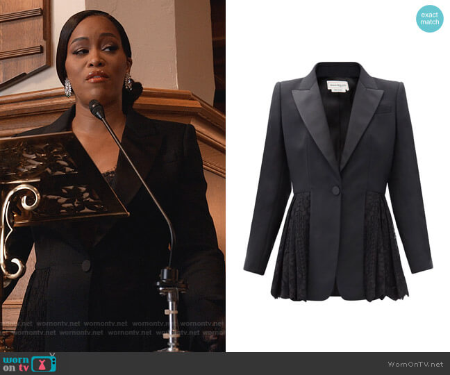 Alexander McQueen Single-breasted lace-peplum wool-blend blazer worn by Brianna (Eve) on Queens