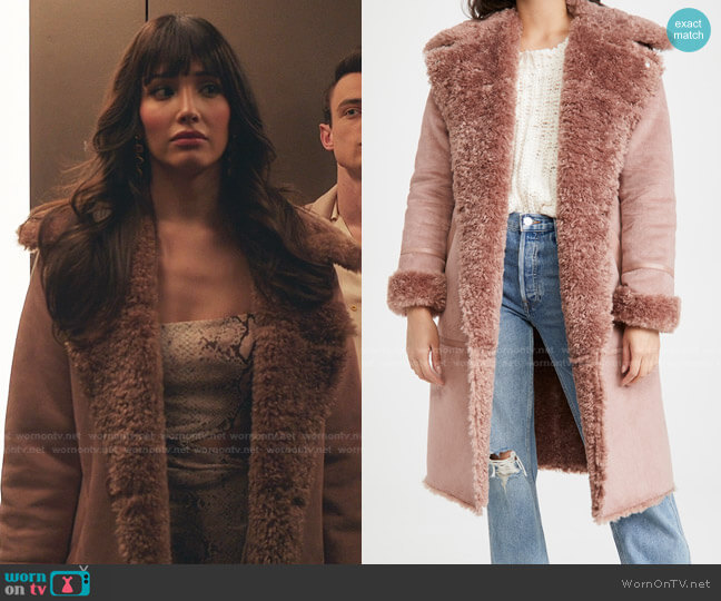 Avec Les Filles Double Breasted Sherpa Coat worn by Luna La (Zión Moreno) on Gossip Girl