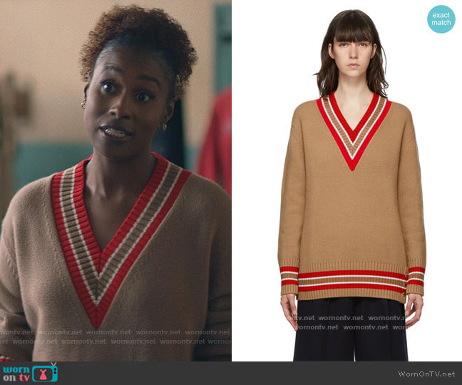 Burberry Brown Reese V-Neck Sweater worn by Issa Dee (Issa Rae) on Insecure