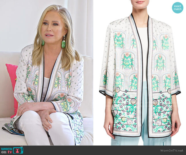 Alice + Olivia Koko Reversible Kimono worn by Kathy Hilton on Paris in Love