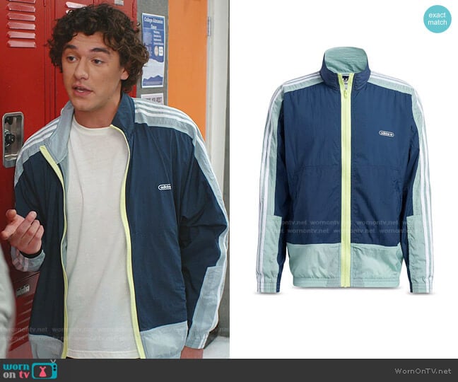 Adidas Lightweight Jacket worn by Jamie Spano (Belmont Cameli) on Saved By The Bell