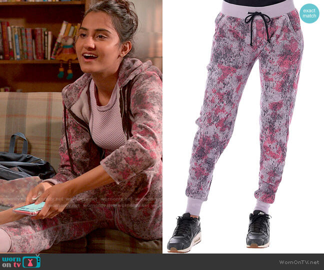 Alternative Printed Fleece Jogger in Pink Graffiti worn by Bela Malhotra (Amrit Kaur) on The Sex Lives of College Girls