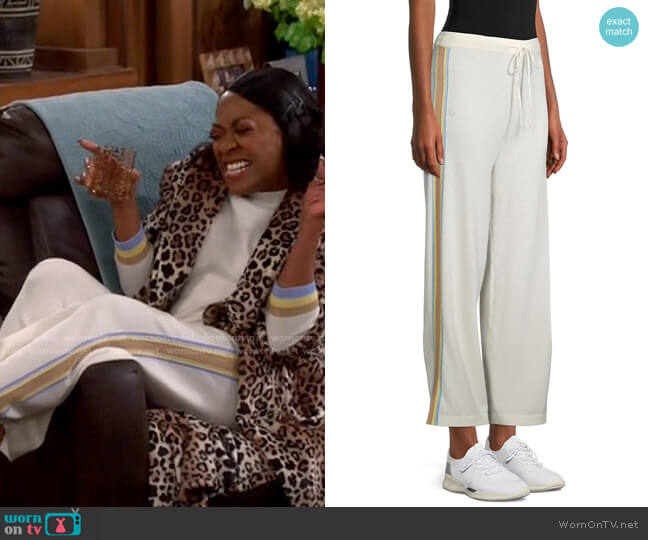 Chinti & Parker Heritage Wool amp Cashmere Blend Pants worn by Tina Butler (Tichina Arnold) on The Neighborhood