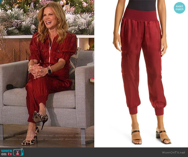 Cinq a Sept Tous Les Jour Giles Joggers worn by Natalie Morales on The Talk