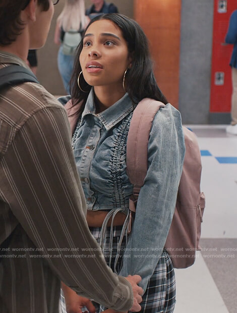 Daisy’s denim ruched top on Saved By The Bell