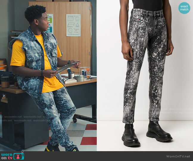 Diesel D-Strukt Paint Treated Slim-Fit Jeans worn by DeVante (Dexter Darden) on Saved By The Bell