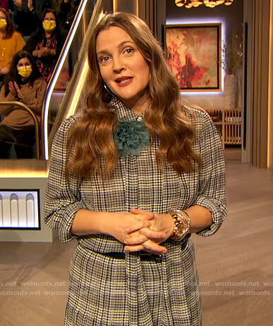 Drew’s plaid tie neck blouse and skirt on The Drew Barrymore Show