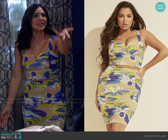 Guess Anouk Crop Top worn by Gabi Hernandez (Camila Banus) on Days of our Lives