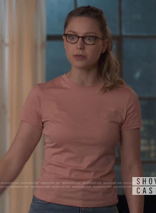 Kara’s coral t-shirt on Supergirl