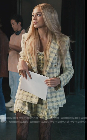 Lexi’s yellow plaid blazer and skirt on Saved By The Bell