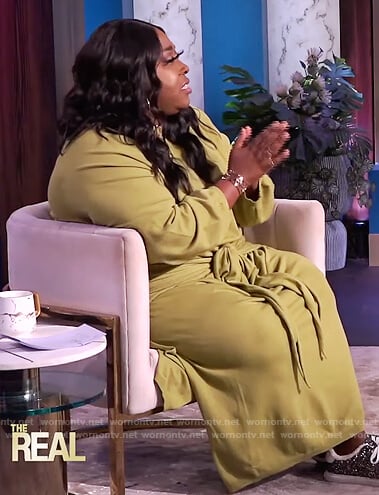Loni’s yelllow tie waist dress on The Real