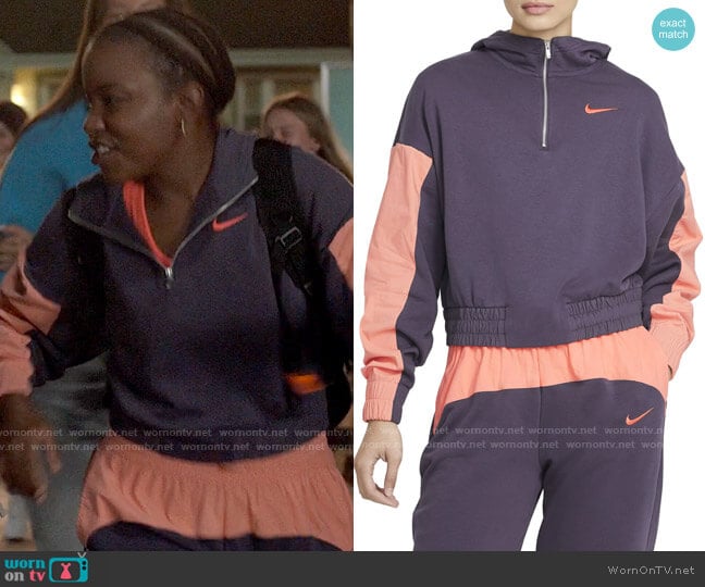 Nike Icon Clash Pullover Sweatshirt in Dark Raisin worn by Willow (Renika Williams) on The Sex Lives of College Girls