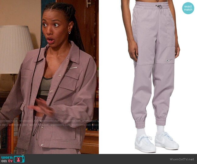 Nike Sportswear Swoosh Lounge Pants worn by Whitney Chase (Alyah Chanelle Scott) on The Sex Lives of College Girls