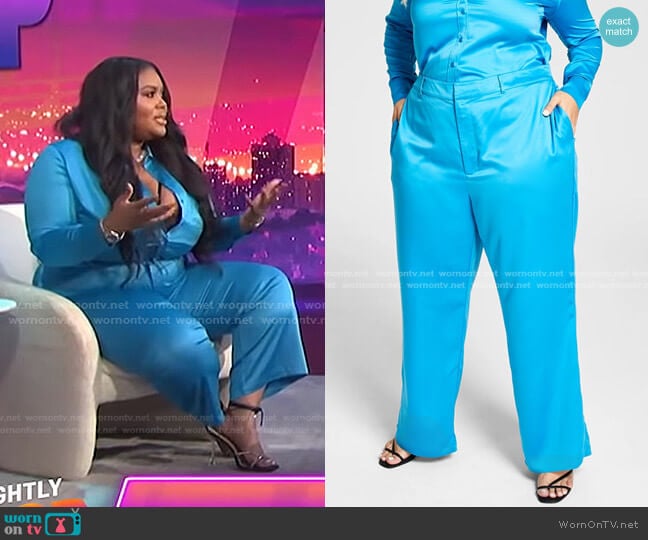 Nina Parker Trendy Plus Size Printed Satin Wide-Leg Pants in Blue Jewel worn by Nina Parker on E! News