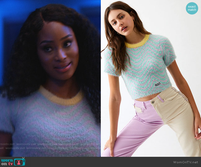 Ragged Jeans Lame Sweater worn by Lauren Rice (Pepi Sonuga) on Queens