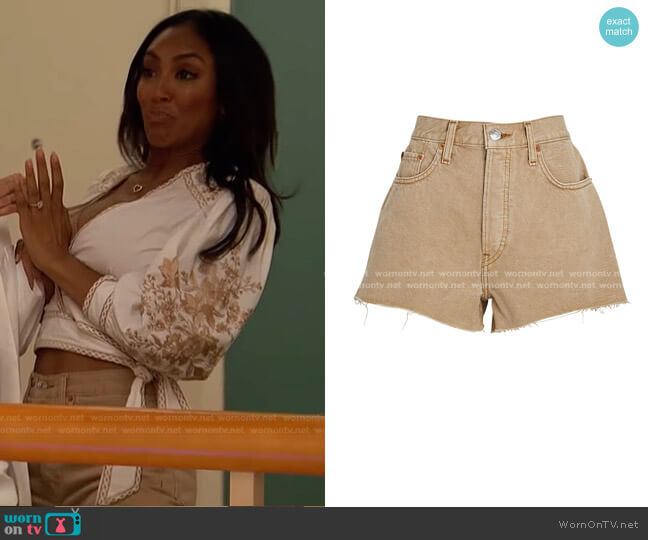 Re/Done 70s High-Rise Denim Shorts worn by Tayshia Adams on The Bachelorette
