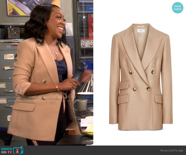 Reiss Logan Blazer worn by Tina Butler (Tichina Arnold) on The Neighborhood