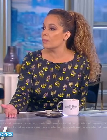 Sunny’s black floral print midi dress on The View