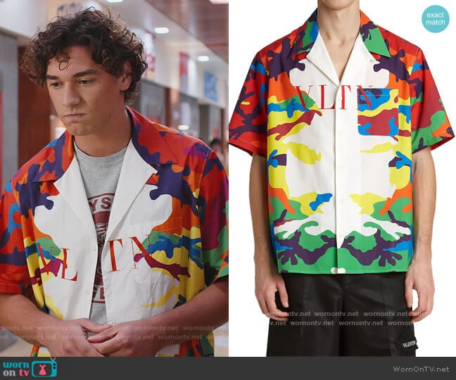 Valentino VLTN Multi Camo Camp Shirt worn by Jamie Spano (Belmont Cameli) on Saved By The Bell