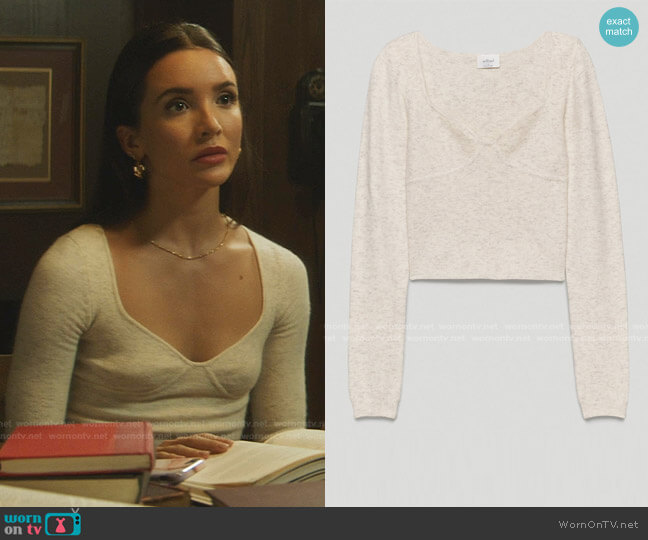 Wilfred Greer Sweater in Heather Birch worn by Bess (Maddison Jaizani) on Nancy Drew