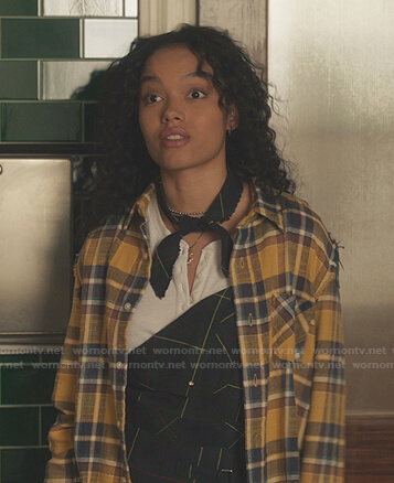 Zoya’s yellow plaid shirt on Gossip Girl