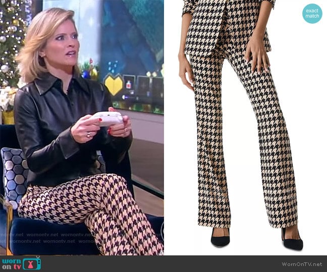 Alice + Olivia Houndstooth Print Slim Fit Pants worn by Sara Haines on The View