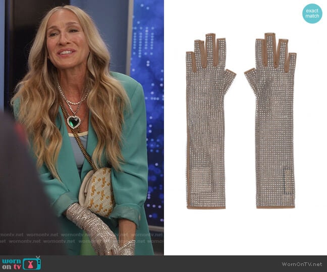 Gucci Long Crystal Gloves worn by Carrie Bradshaw (Sarah Jessica Parker) on And Just Like That