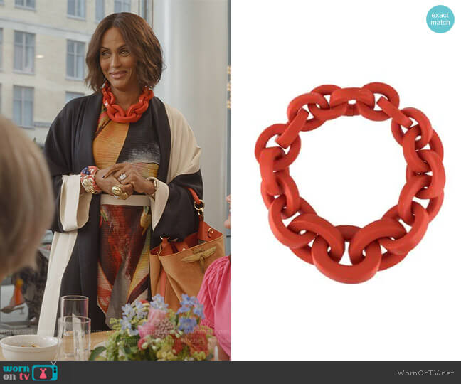 Monies Oversized Cable Chain Necklace worn by Lisa Todd Wexley (Nicole Ari Parker) on And Just Like That