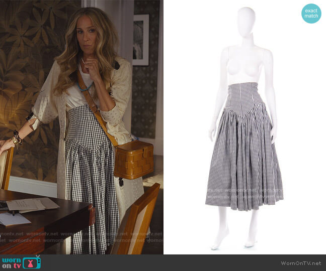 Flora Kung Vintage Floral Dress worn by Carrie Bradshaw (Sarah Jessica Parker) on And Just Like That