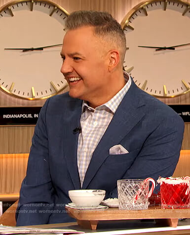 Ross’s navy blazer on The Drew Barrymore Show