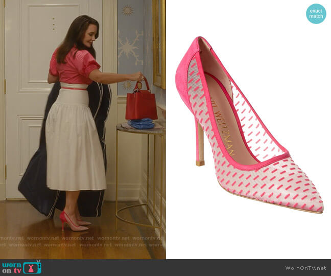 Stuart Weitzman Tasha Pumps worn by Charlotte York (Kristin Davis) on And Just Like That