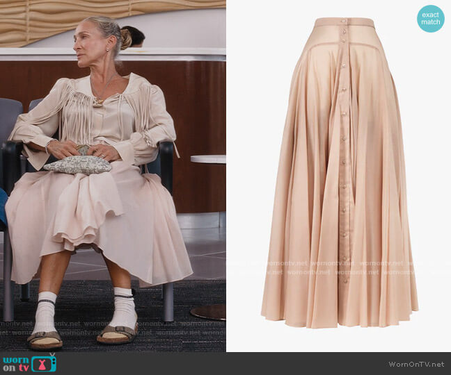 Alaia Flared Cotton Muslin Skirt worn by Carrie Bradshaw (Sarah Jessica Parker) on And Just Like That