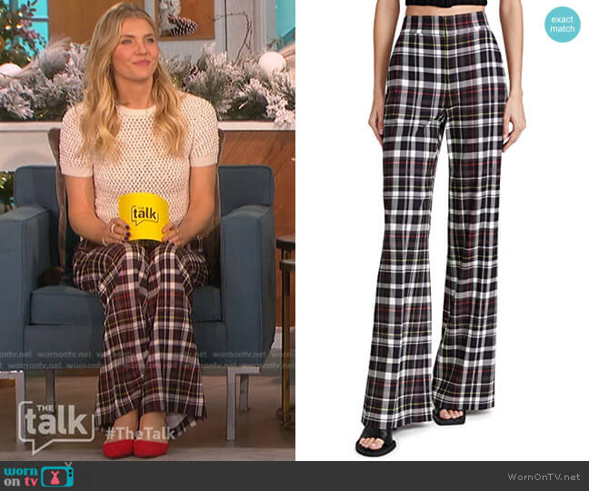 Alice + Olivia Dylan Pants in Freedom Plaid Black worn by Amanda Kloots on The Talk