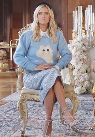 Nicky’s blue cat cashmere sweater on Paris in Love