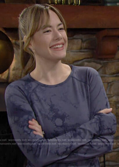 Hope’s blue tie dye workout top on The Bold and the Beautiful